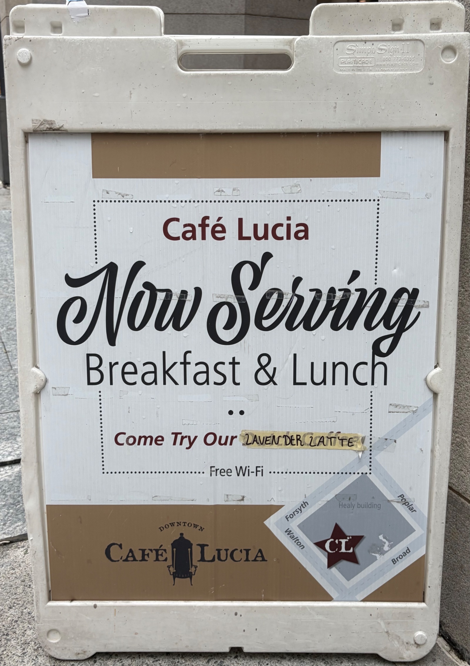 I was not very hungry on my visit, but it appears that they have breakfast and lunch now. And I did not get a picture of their menu board, hopefully the next visitor to the café can do this for me.